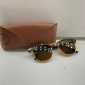 Brown Ray-Bans club master fleck Sunglasses